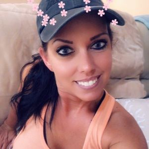 Meet your Posher, Nina